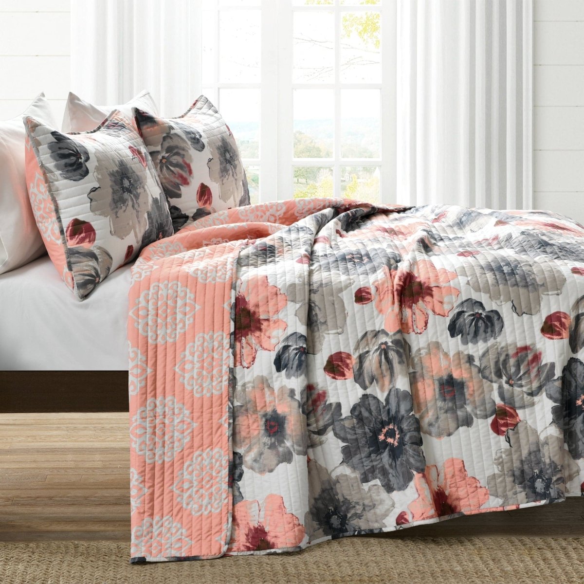 Leah 3 Piece Reversible Quilt Sets - 5 Colors