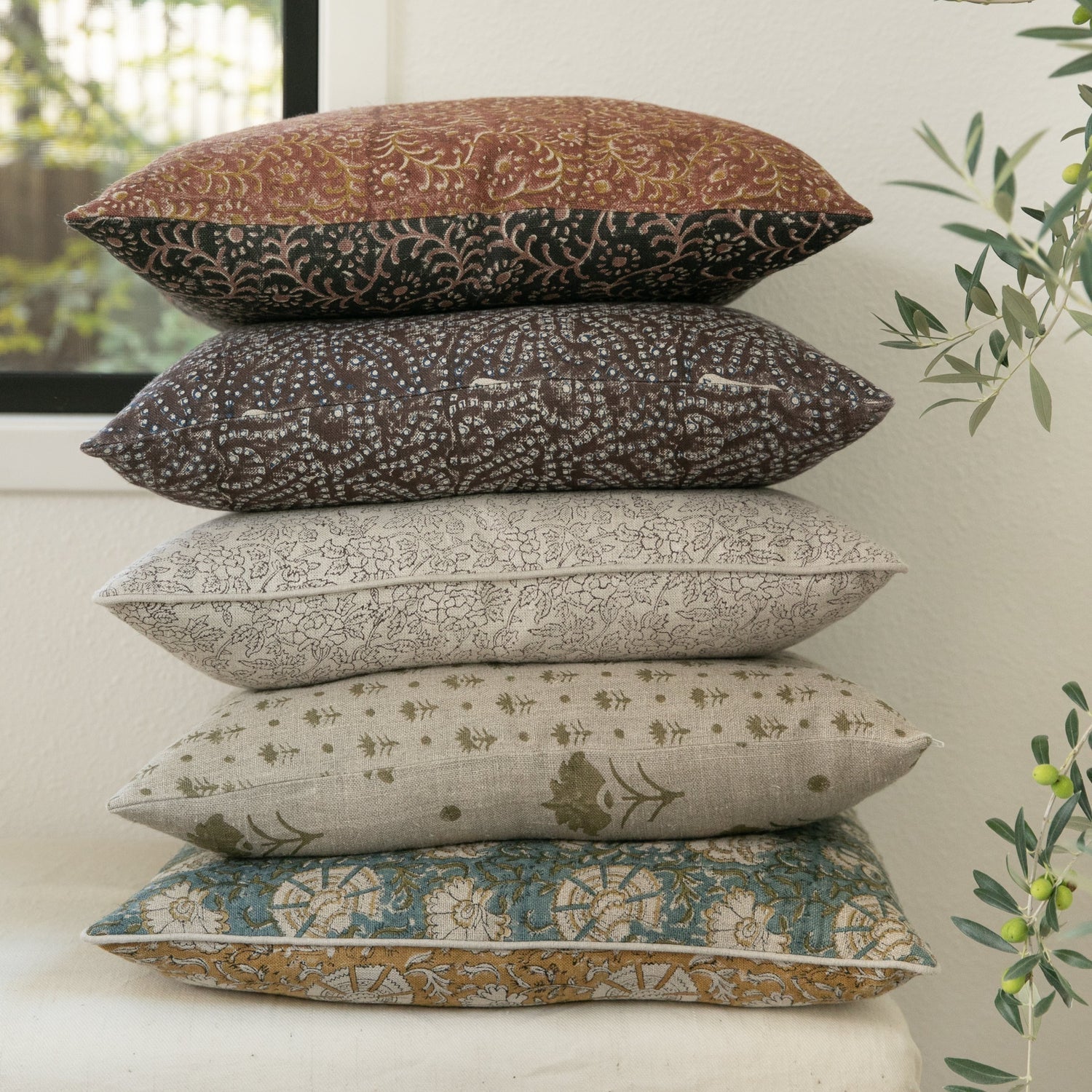 Marisa Floral Block Print Pillow Cover - Noir on Natural