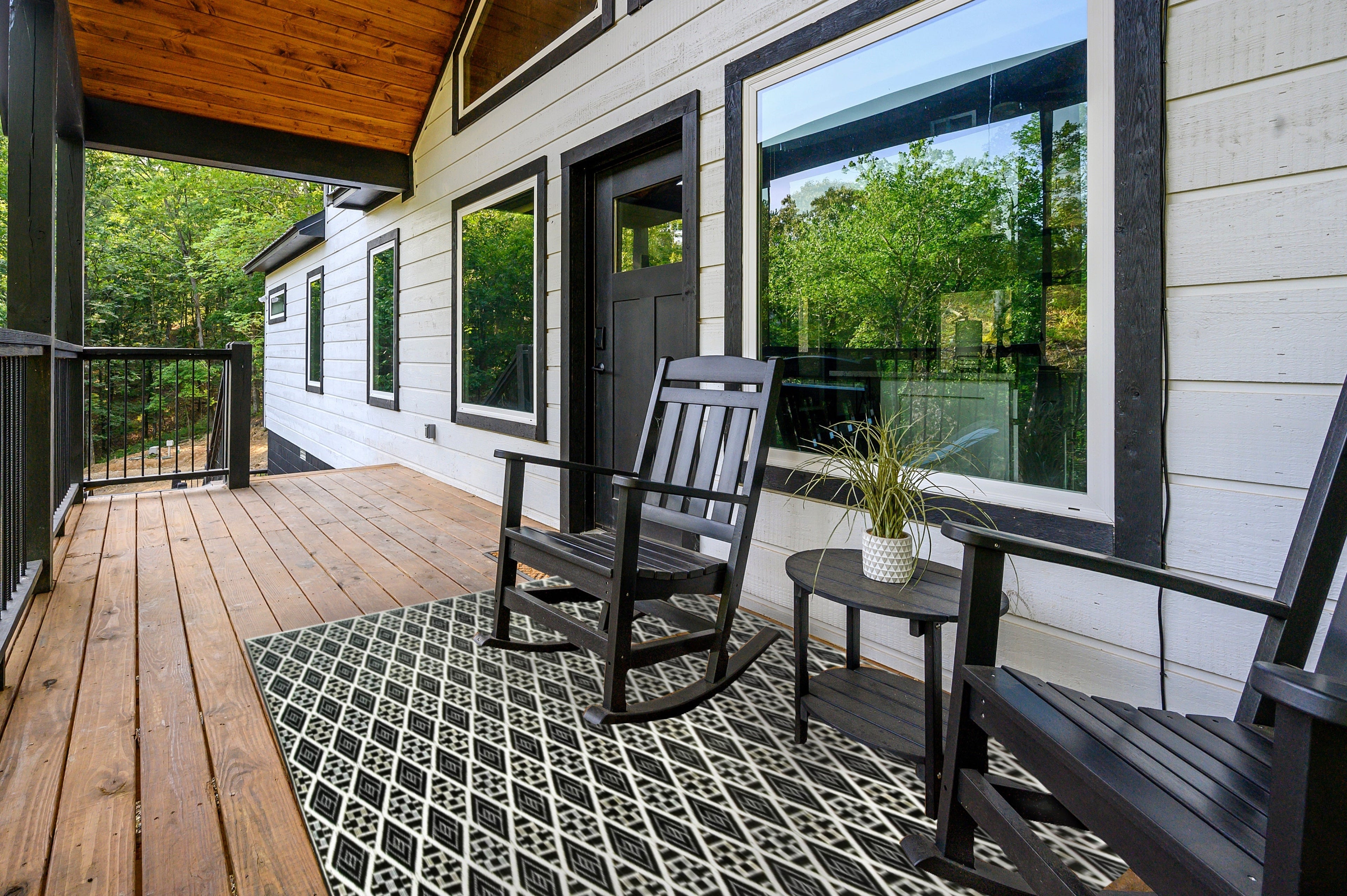 Scotch Black & White Reversible Outdoor Mat