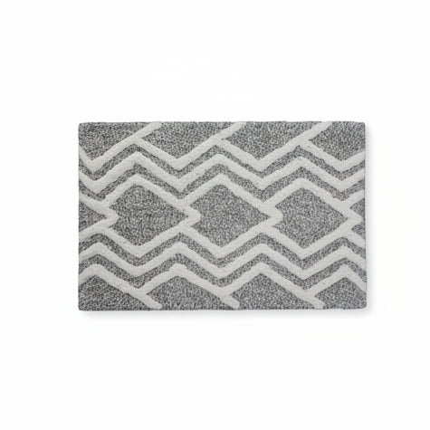 Geometric Arrows Bath Rug in Grey & Ivory