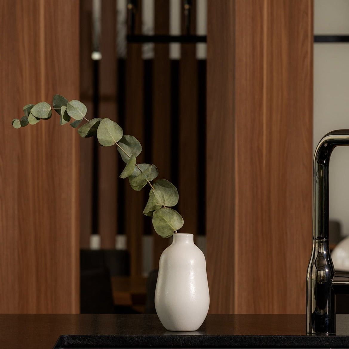 Stoneware Vase - 3 Colors
