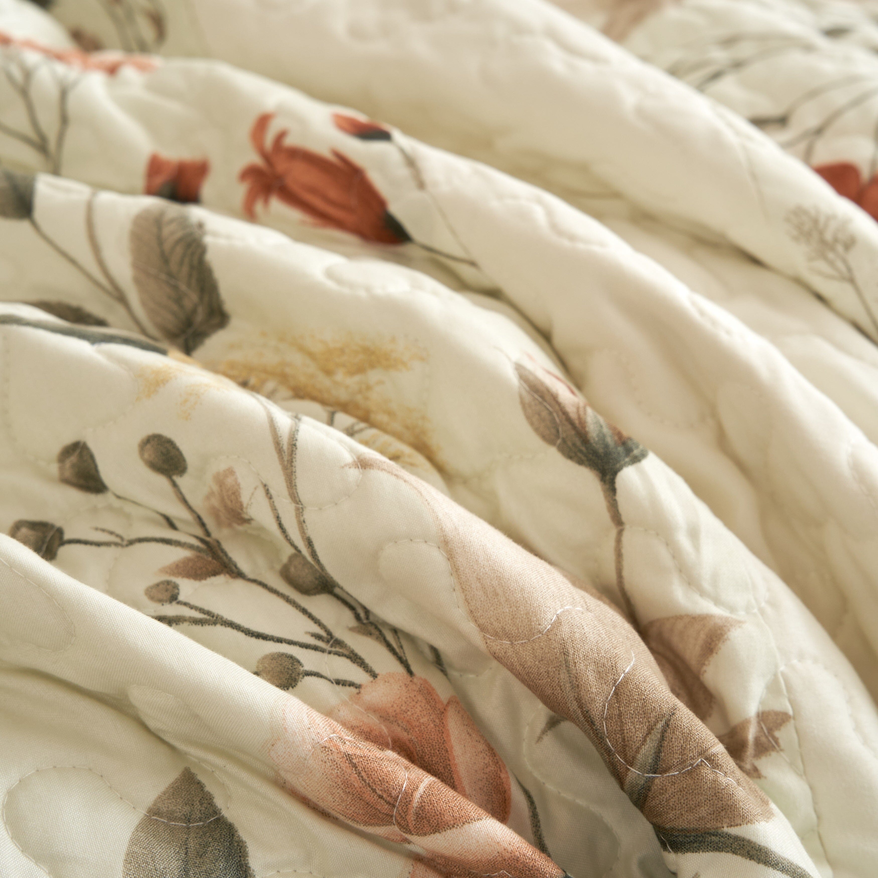 Bed in a Bag Quilted Bedding Set - Enchanted Meadow