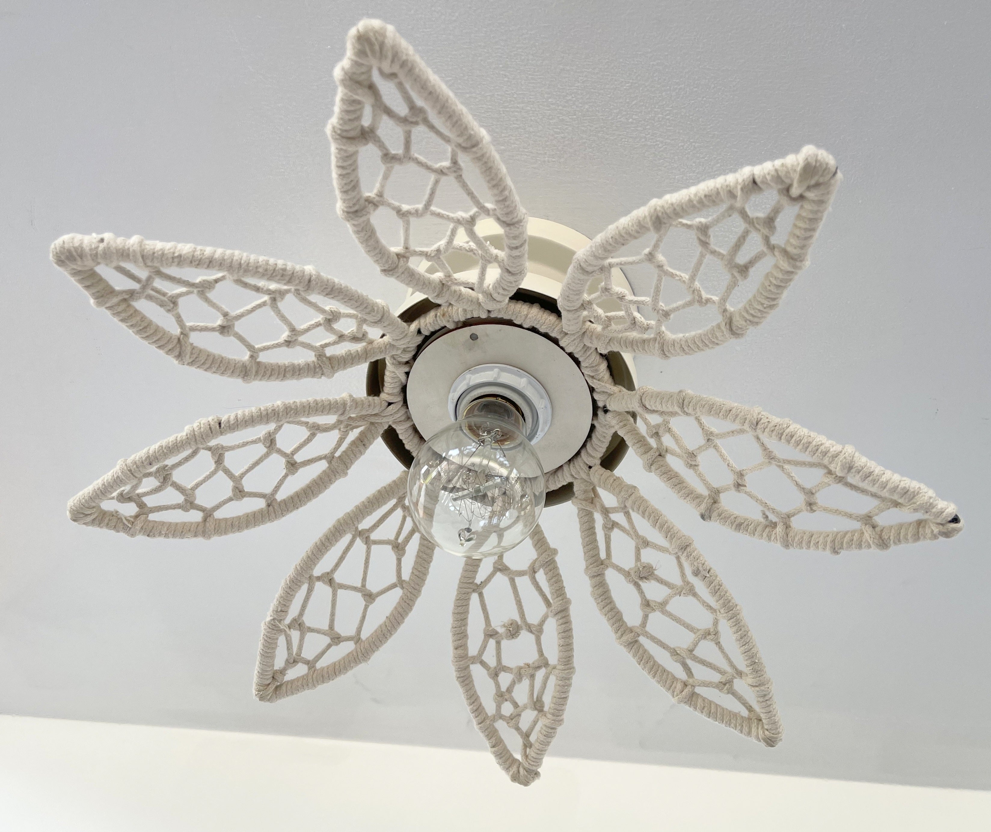 Boho Flower Light Fixture - Ivory