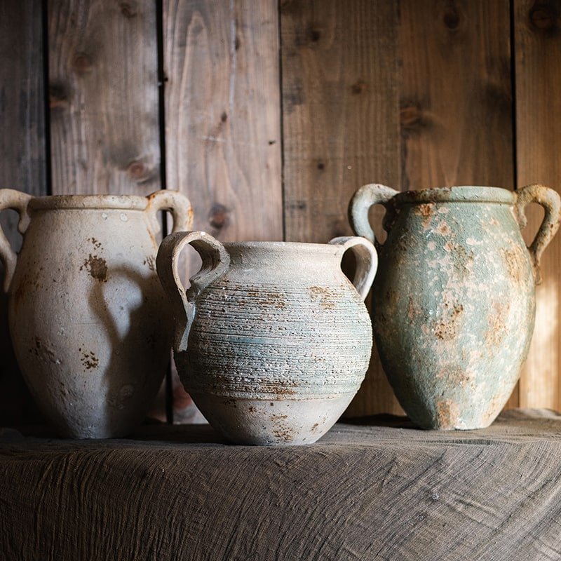 Restoration Ancient Jars in Different Styles