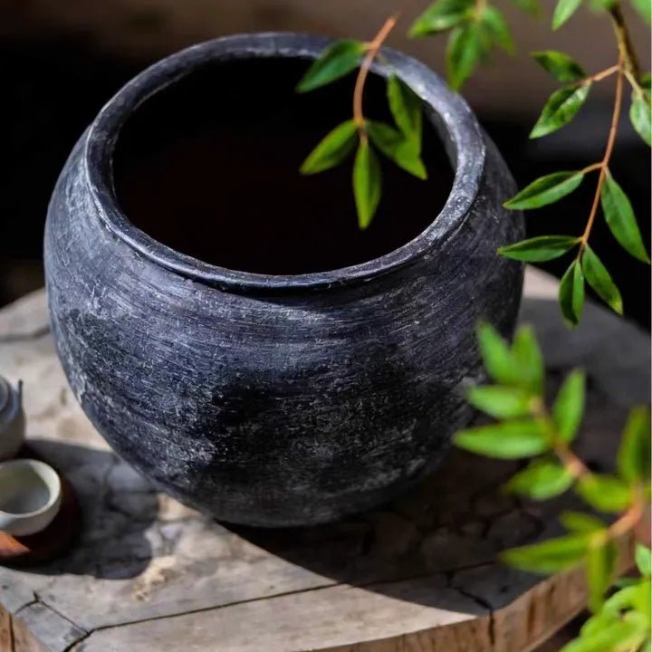 Sierra Round Clay Pot Planters