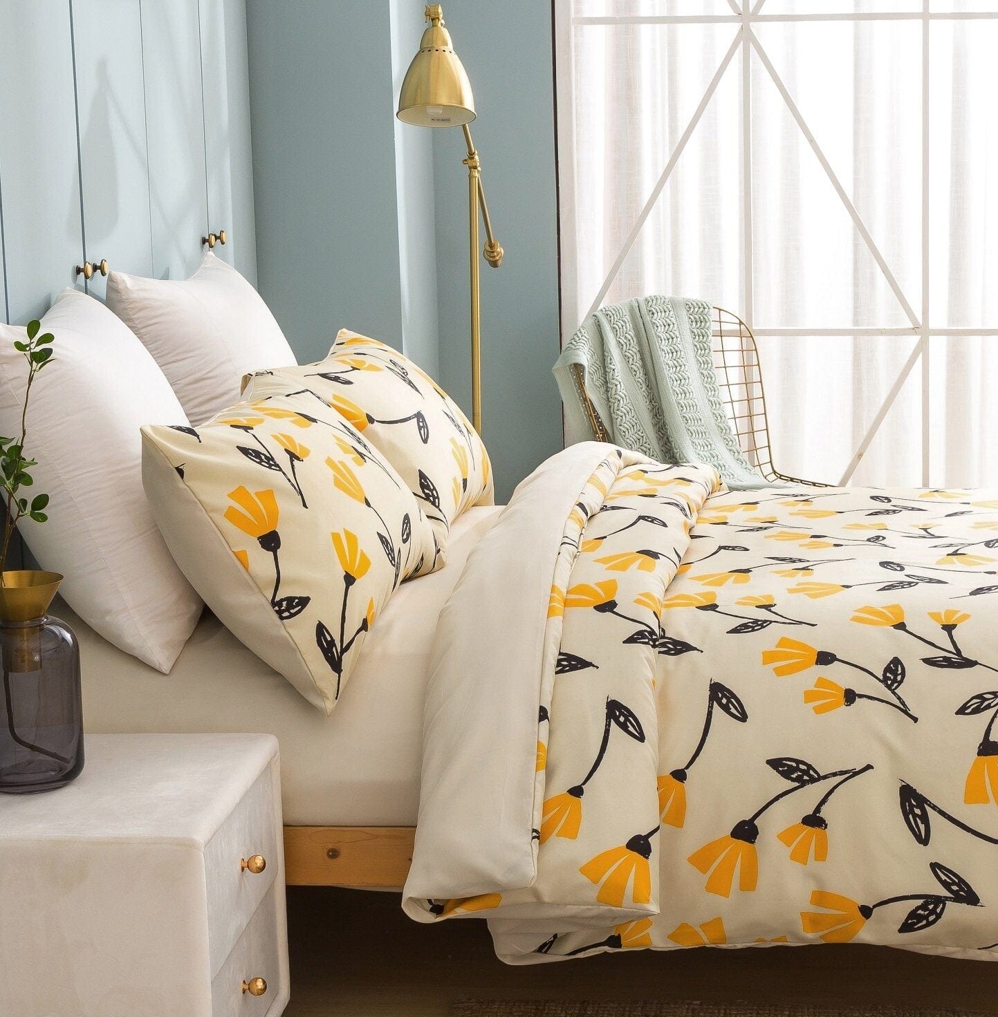 Yellow Fleur Duvet Cover Set w/ Pillow Cases