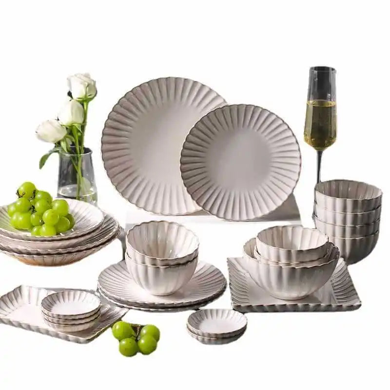 Scalloped Edge Dinnerware in Antique Ivory