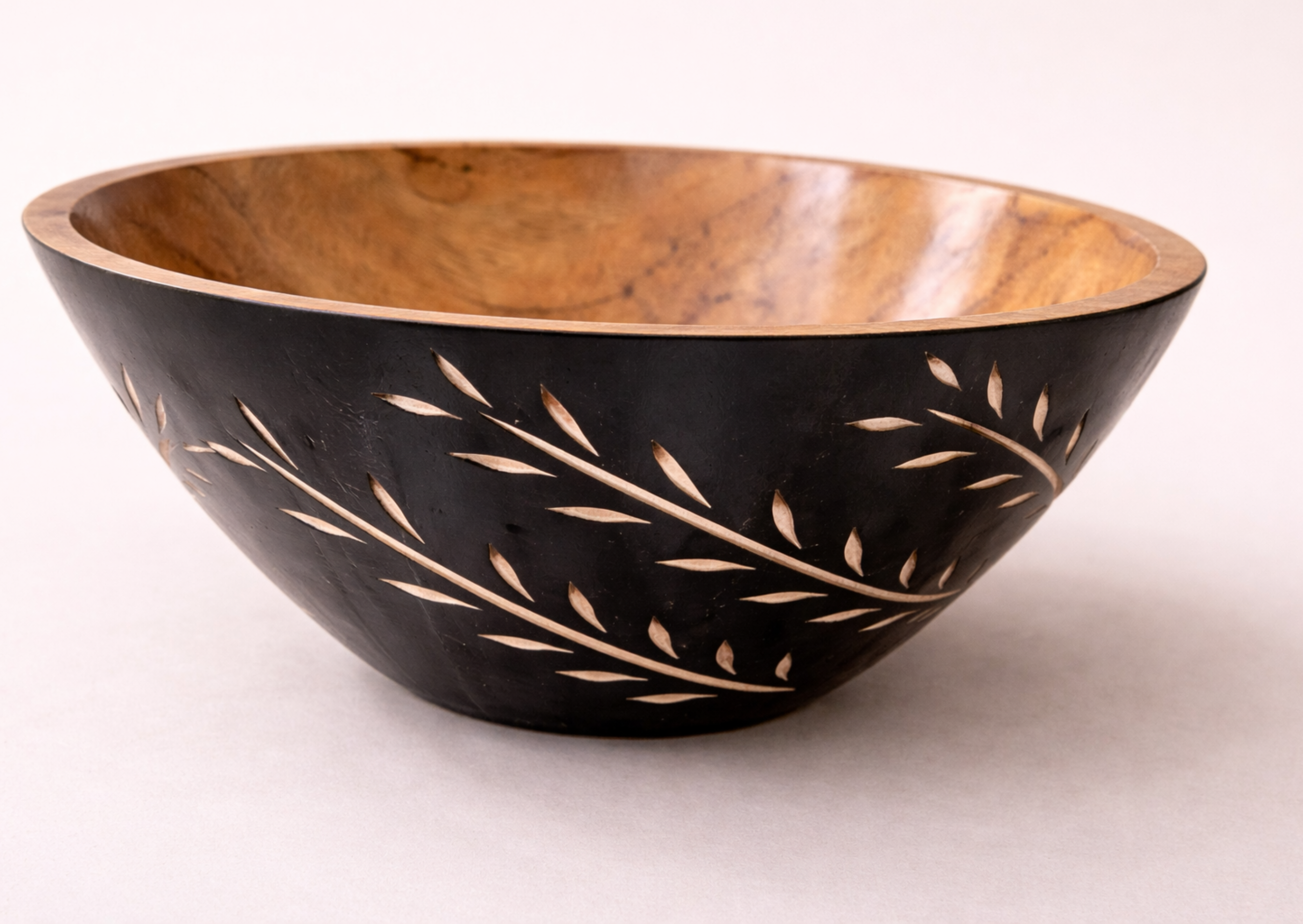 Carved Pattern Mango Wood Bowl/Servers in Black - 3 Pc Set