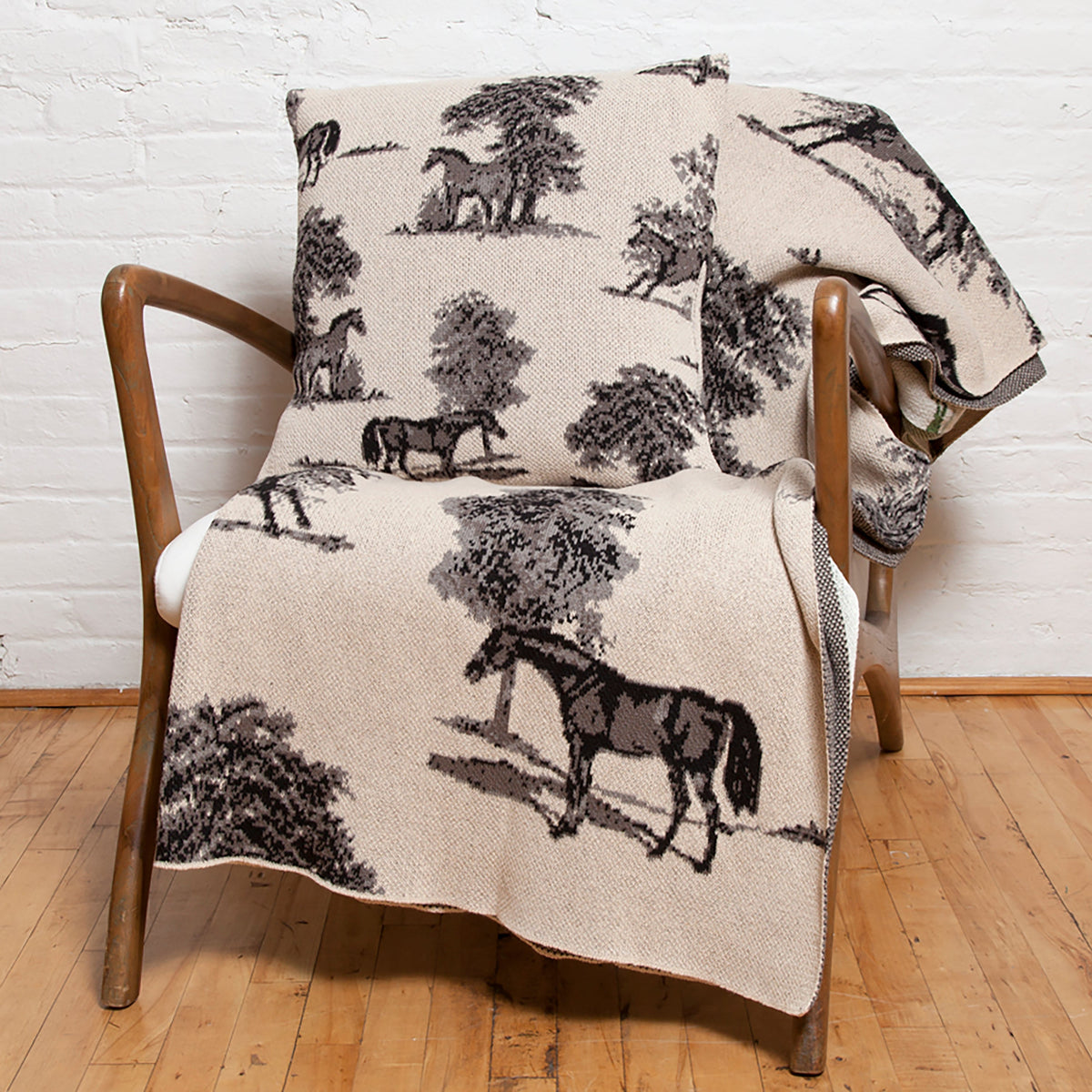 Equestrian Toile - Cotton Sustainable Knit Throw Blanket