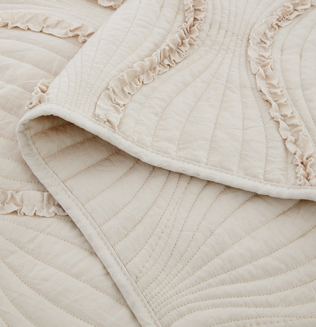 French Country Ruffles Quilted Cotton Bedding Set - Cream