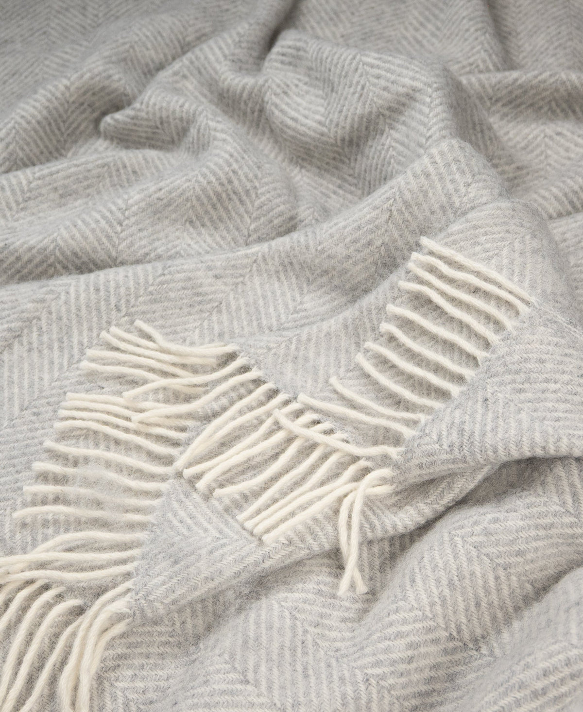 Highland Tweeds Herringbone Pure New Wool Throw - Silver