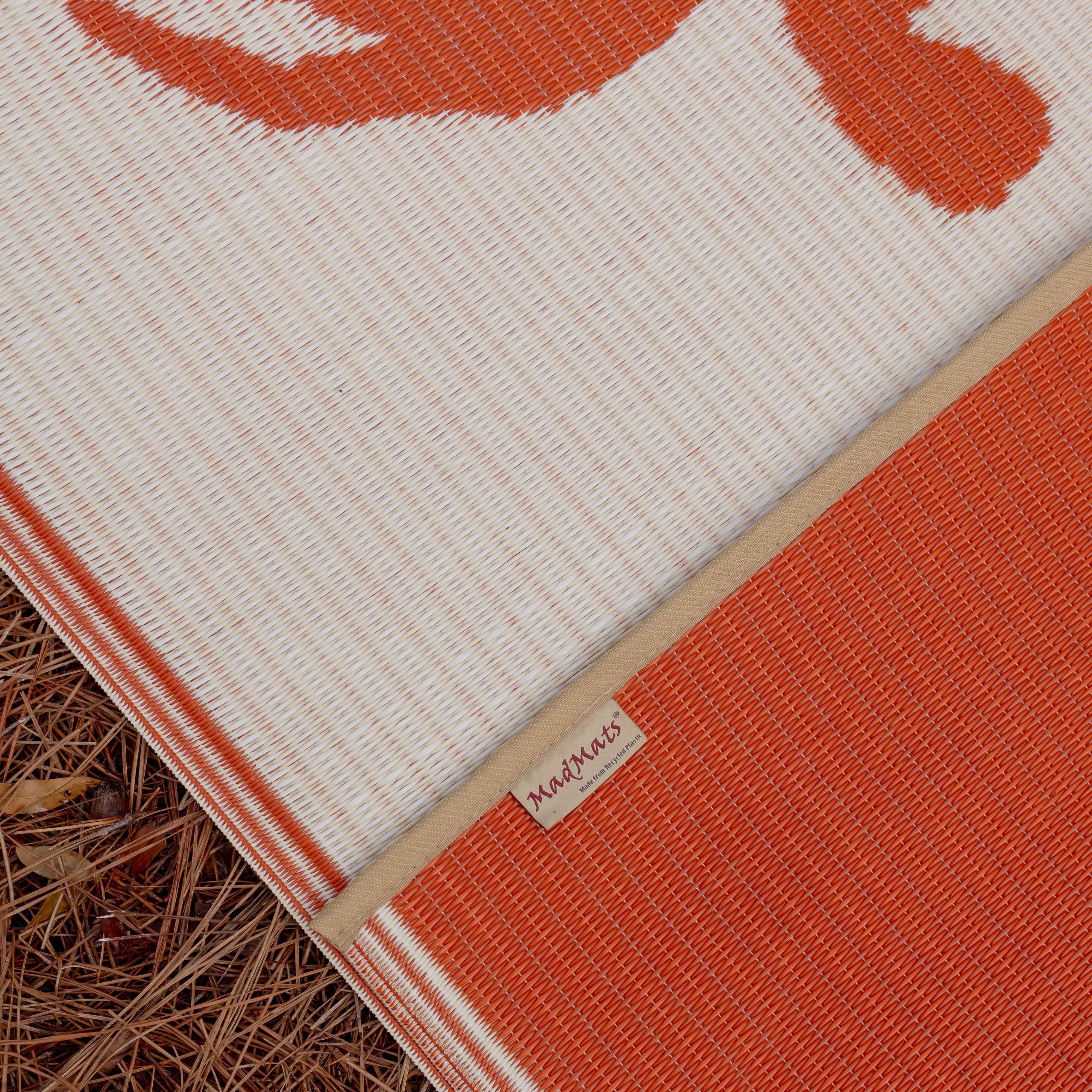 Double Crab Orange & Cream Outdoor Mat