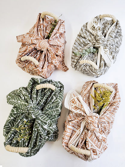 Bread Warmer &amp; Basket - Flower