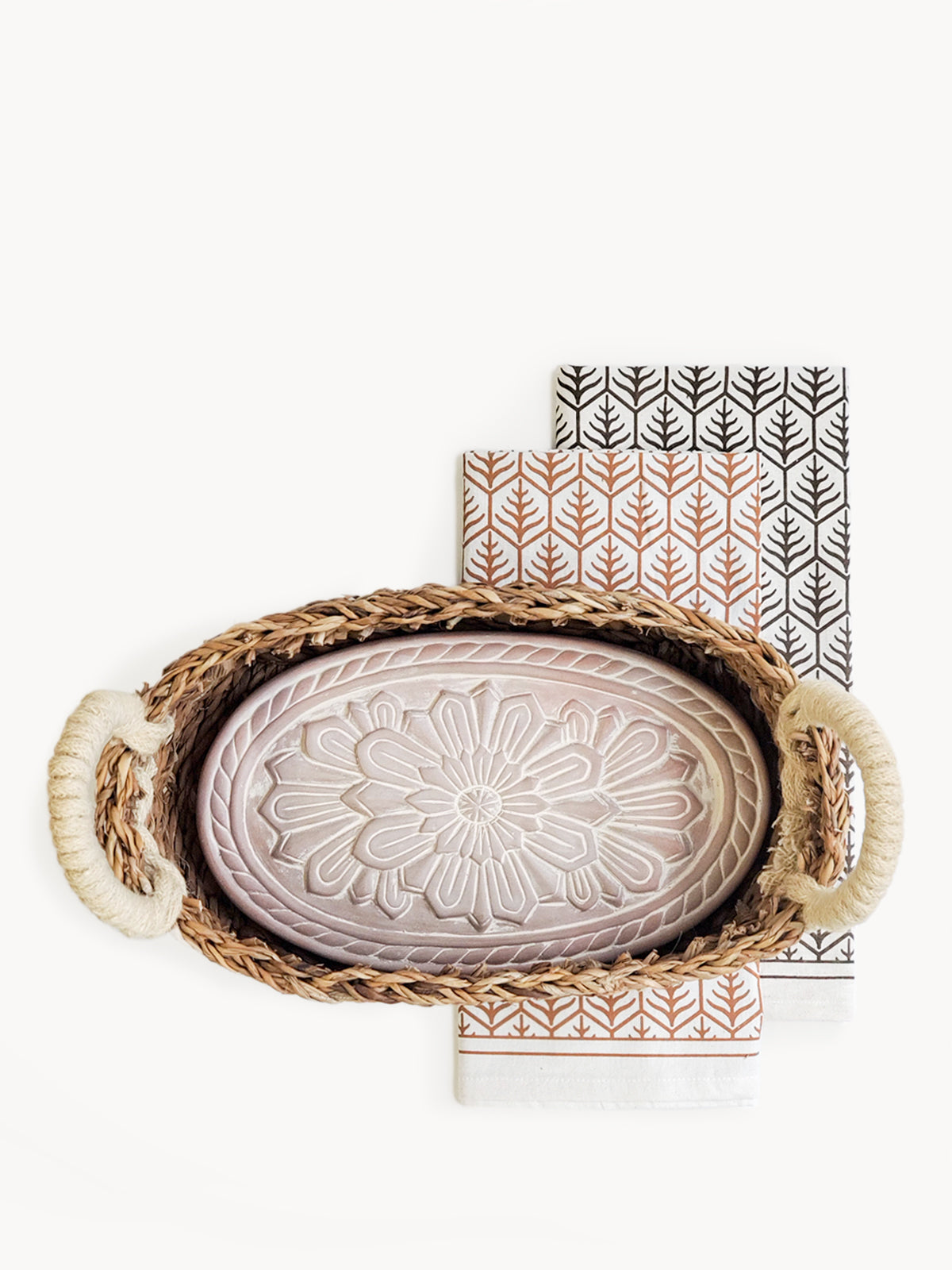 Bread Warmer &amp; Basket Gift Set with Tea Towel - Flower