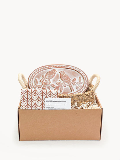Bread Warmer &amp; Basket Gift Set with Tea Towel - Lovebird Oval