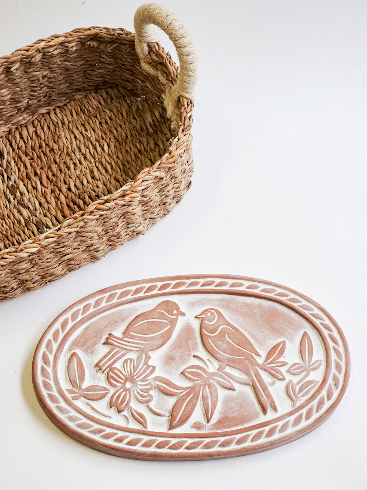 Bread Warmer &amp; Basket Gift Set with Tea Towel - Lovebird Oval