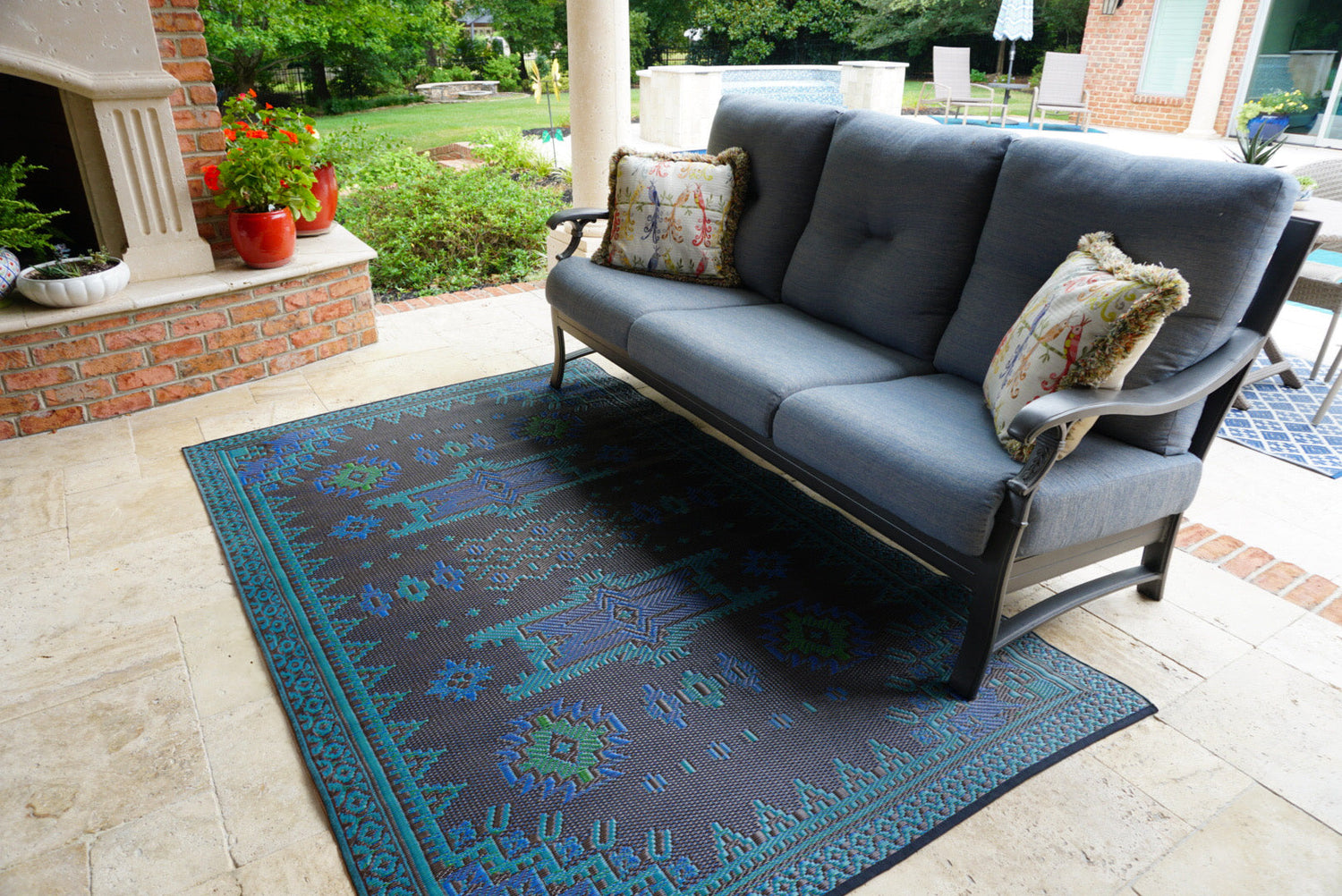 Apache Black &amp; Aqua Reversible Outdoor Mat