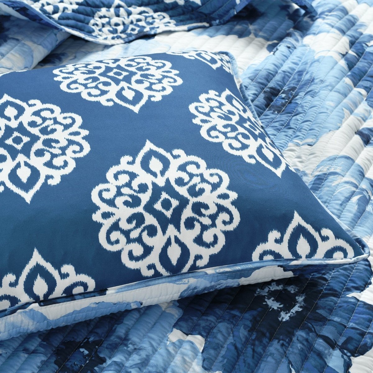 Leah 3 Piece Reversible Quilt Sets - 5 Colors