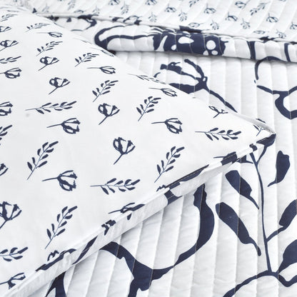 Scandinavian Reversible Floral Quilt 3 Piece Set - 2 Colors