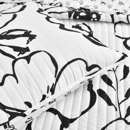 Scandinavian Reversible Floral Quilt 3 Piece Set - 2 Colors