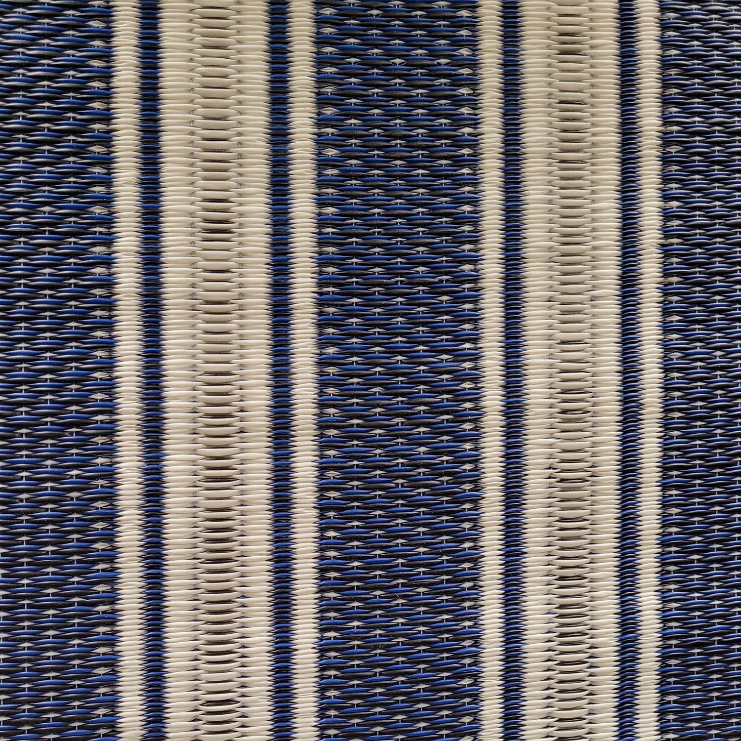 Vertical Stripe Blue &amp; White Outdoor Mat