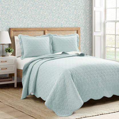 Coastal Chic Scalloped Edge Reversible Quilt 3 Piece Set
