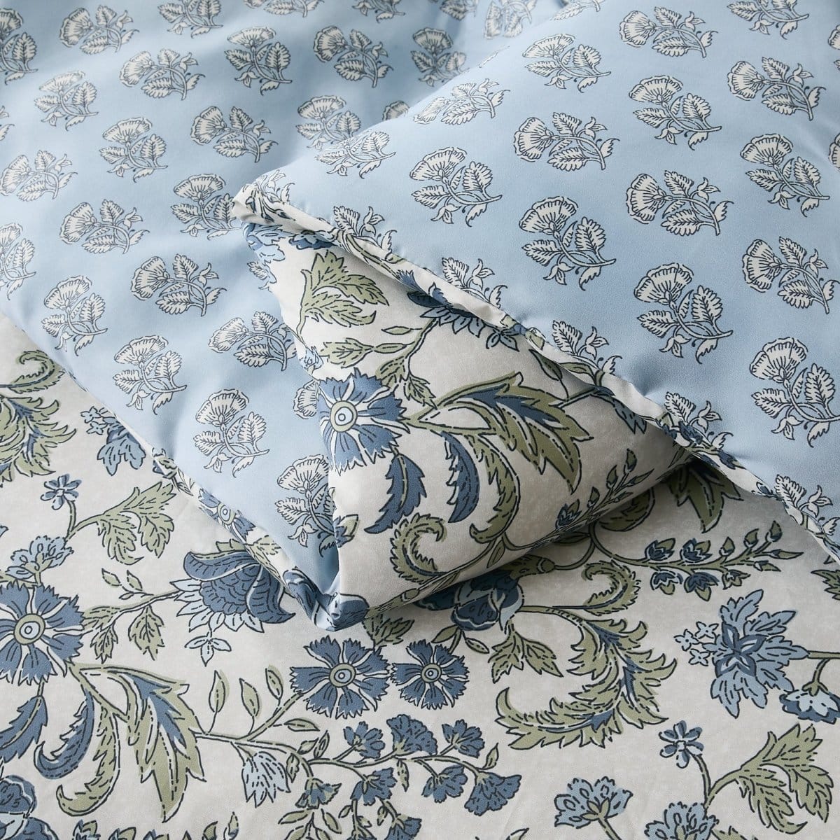 Lillian Block Print Reversible Comforter Set