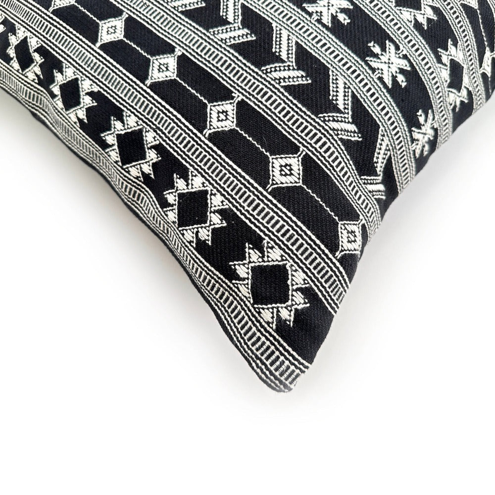Black &amp; White Aztec Print Pillow Cover