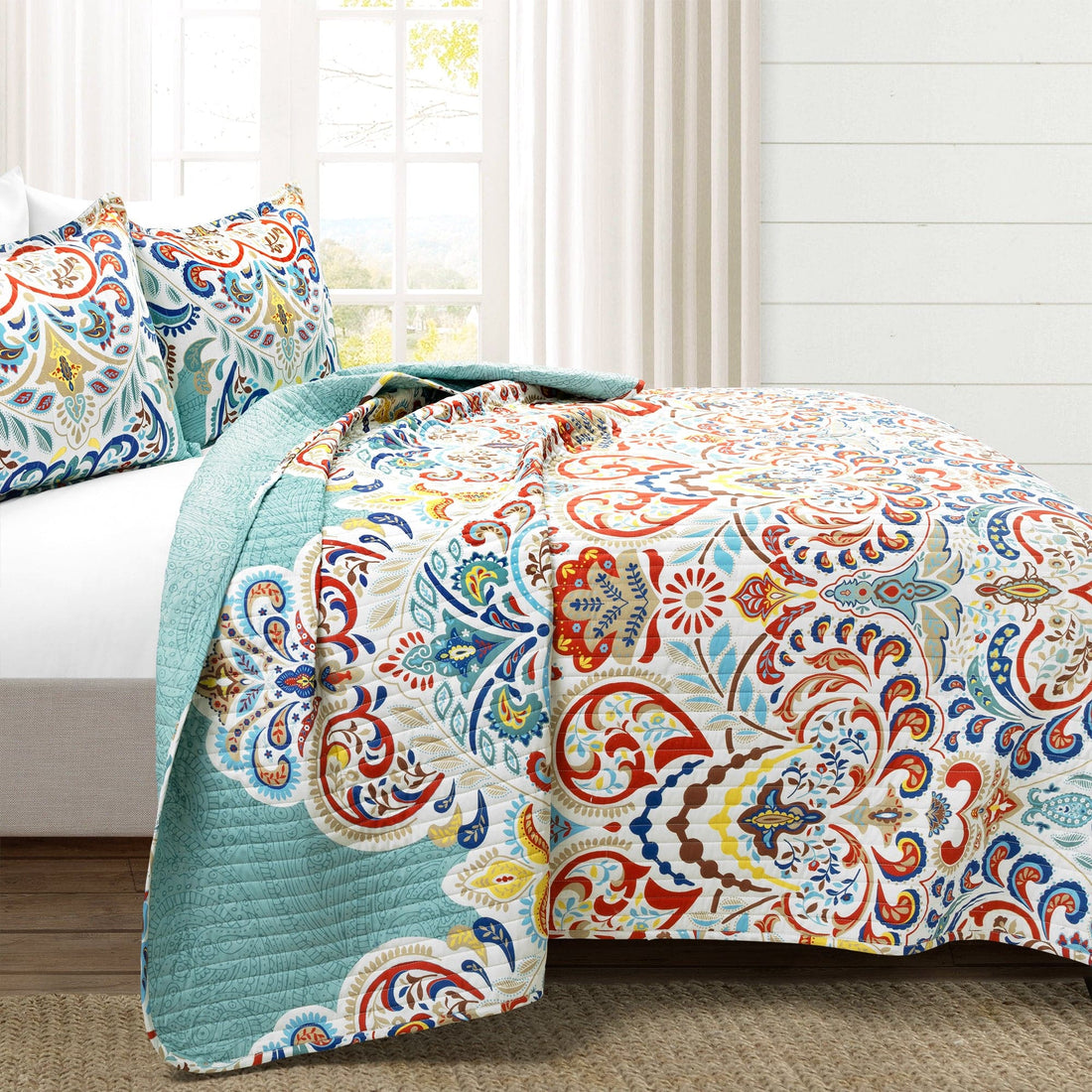 Boho Chic Reversible Quilt Sets - 2 Colors