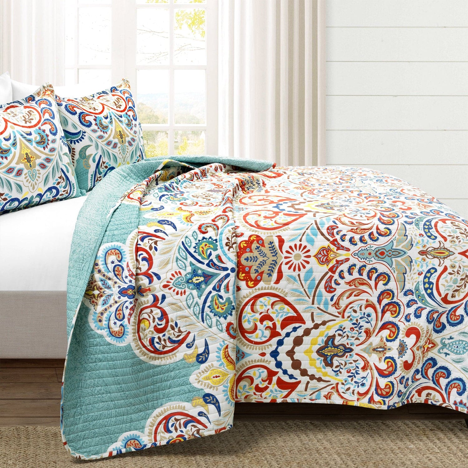 Boho Chic Reversible Quilt Sets - 2 Colors