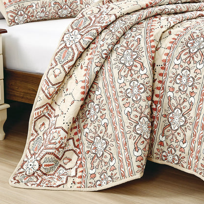MALIA 3 Pc Quilted Bed Set