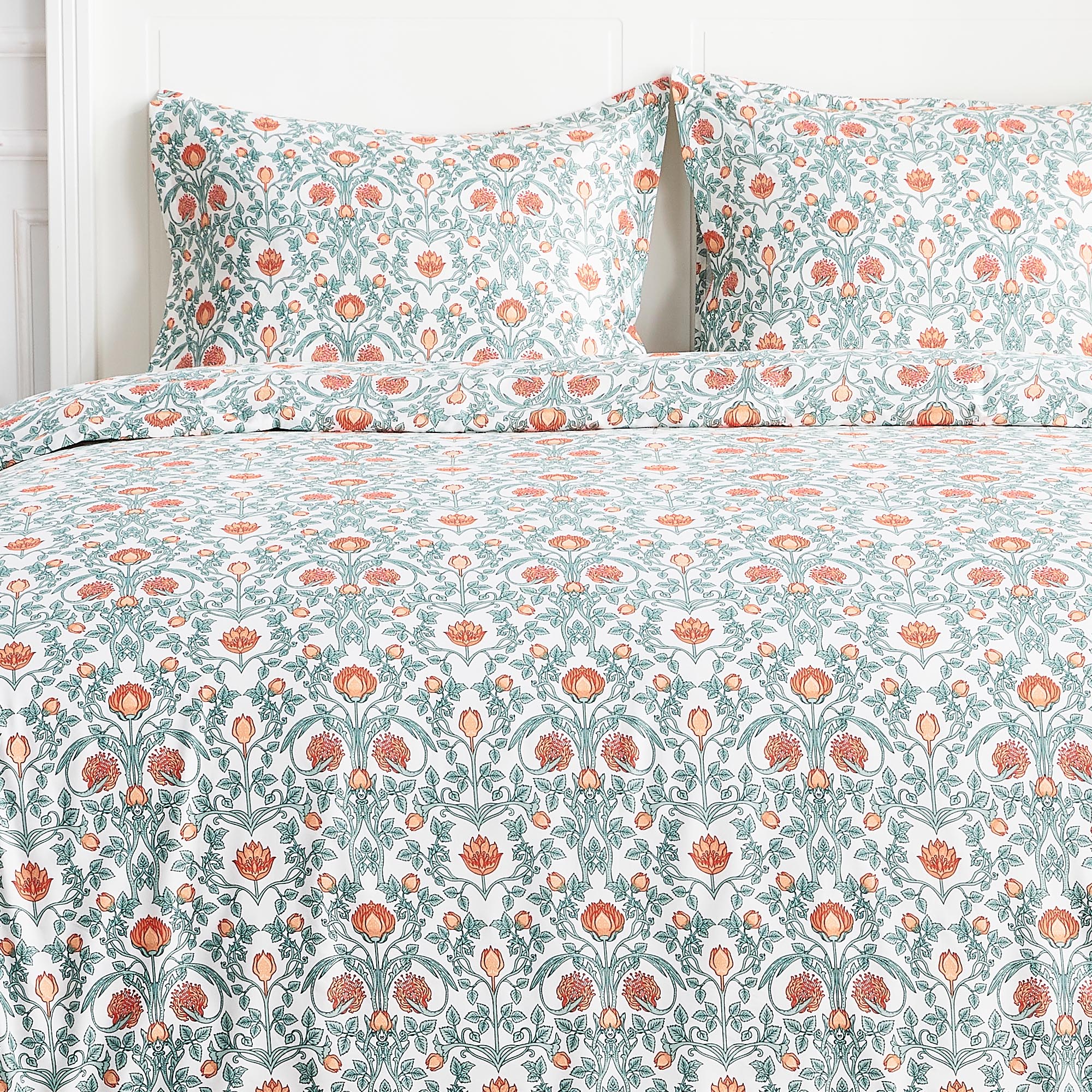 Arts &amp; Crafts Floral Printed Duvet Set