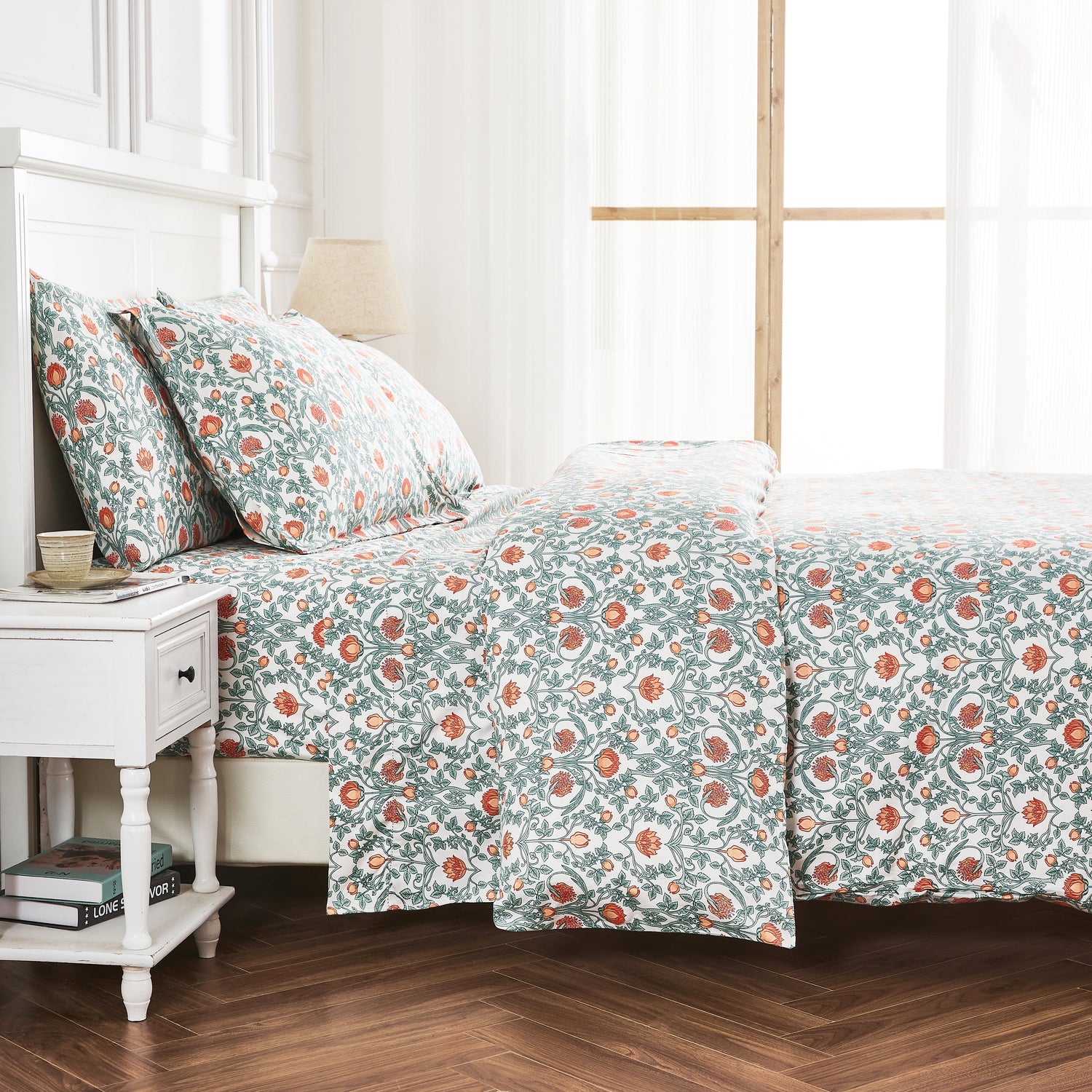 Arts &amp; Crafts Floral Printed Duvet Set