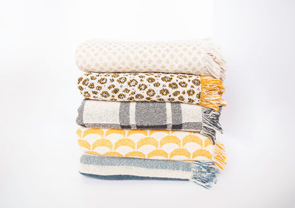 Leopard Print Jacquard Woven Throw