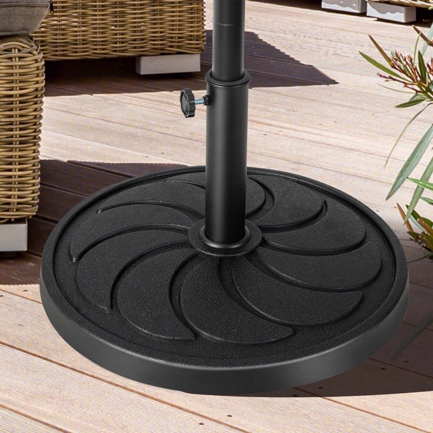 Heavy Duty Round Outdoor Umbrella Base - 40lb