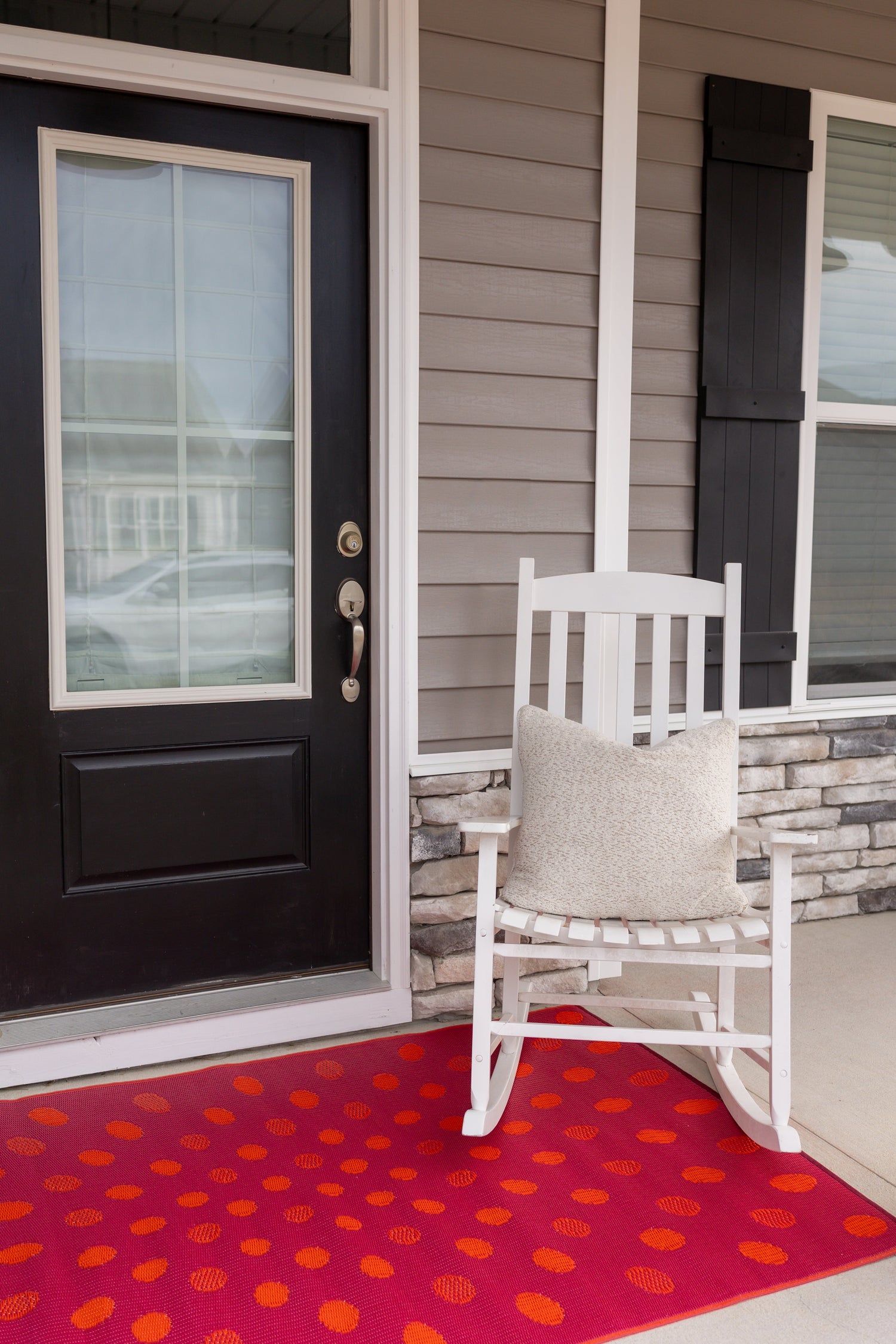 Crazy Dots Orange &amp; Red Reversible Outdoor Mat