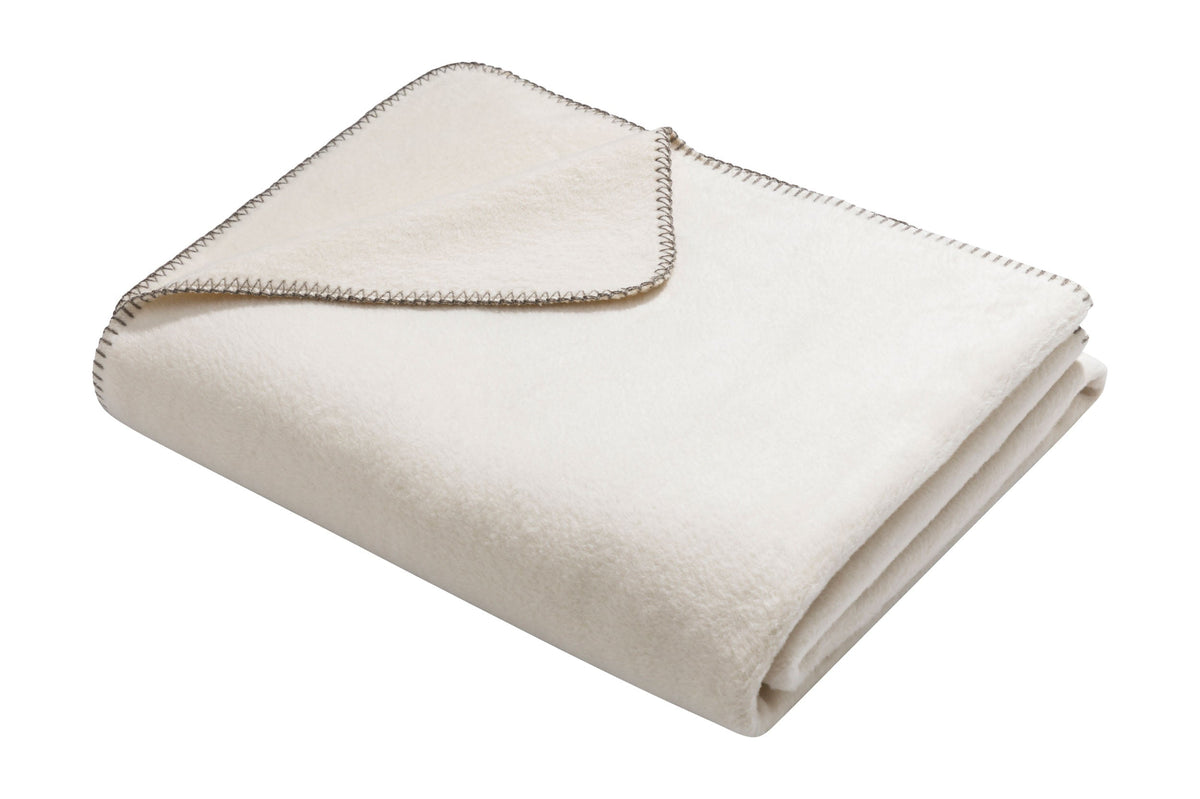 SAVONA throw solid
