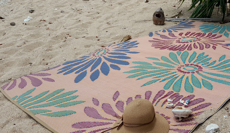 Daisy Violet Reversible Outdoor Mat