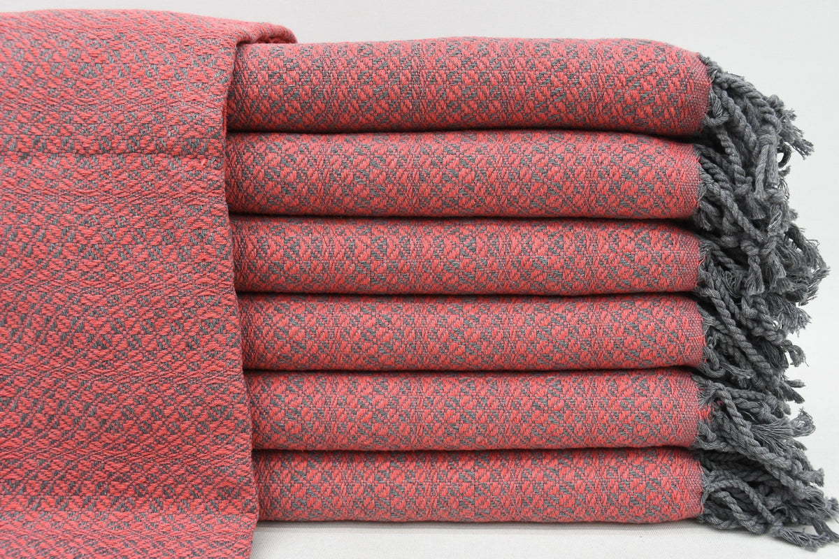 Ian Throw Blanket/Towel