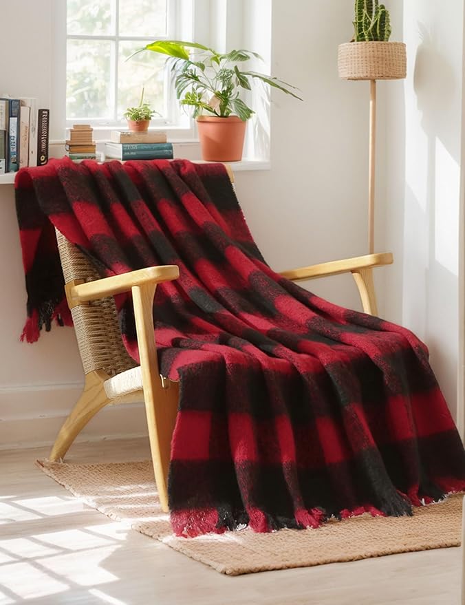 Buffalo Plaid Throw Blanket - 50" x 60" Black and Red