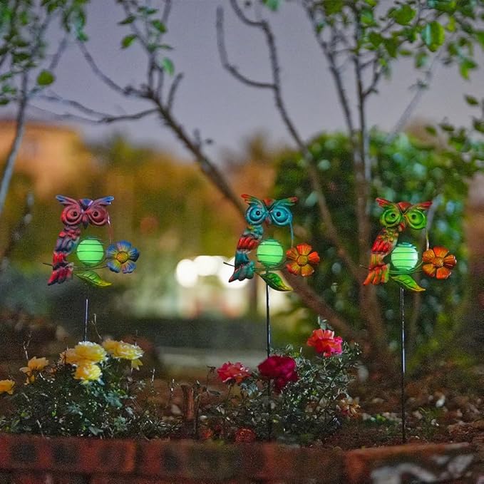 Set of 3 Decorative Garden Stakes - Glow in The Dark Owls