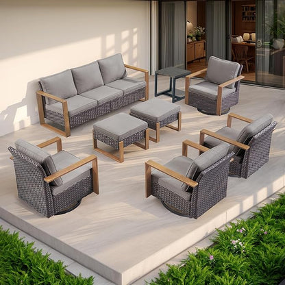 Outdoor Wicker Patio Sofa in Gray