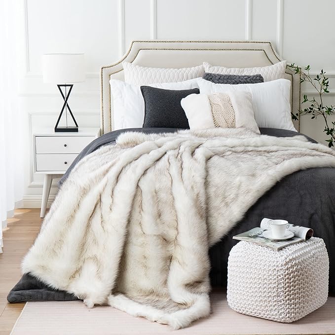 Extra Large Luxury Faux Fur Throw Blanket - Ivory 60 x 80 inch