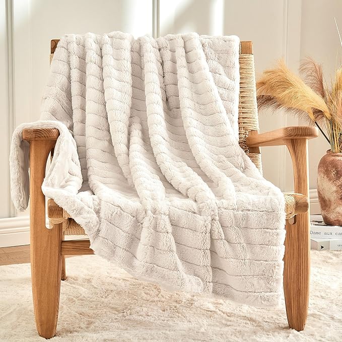 Faux Fur Throw Blanket - Beige, 60 x 80