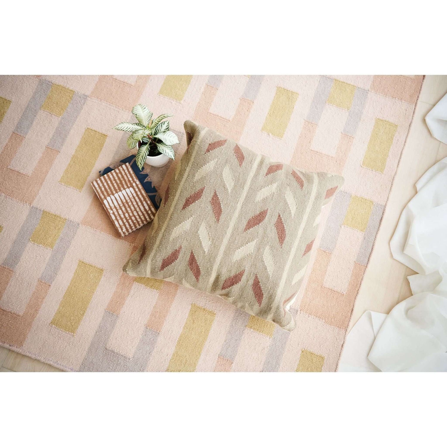 Ero Green Brown Geometric Pattern Hand-woven Jute Cotton Large Pillow