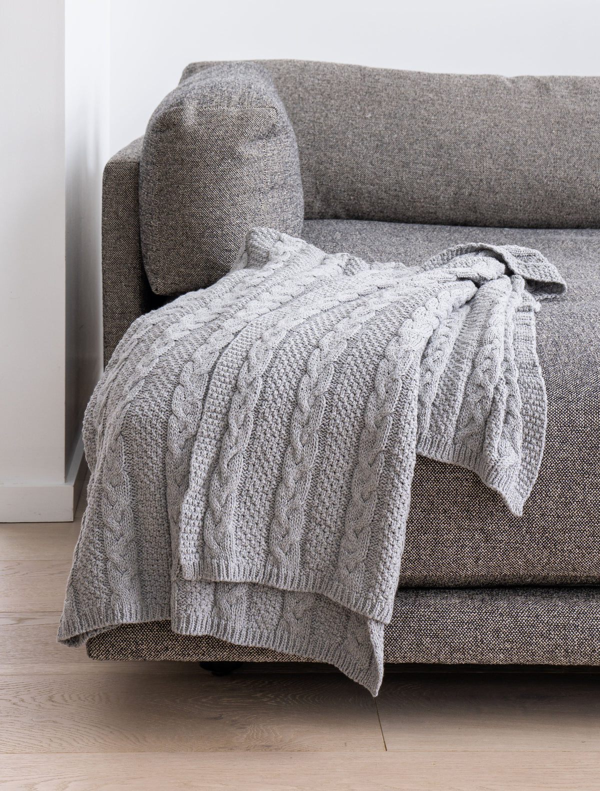 Chunky Cable - Textured Sustainable Knit Throw Blanket