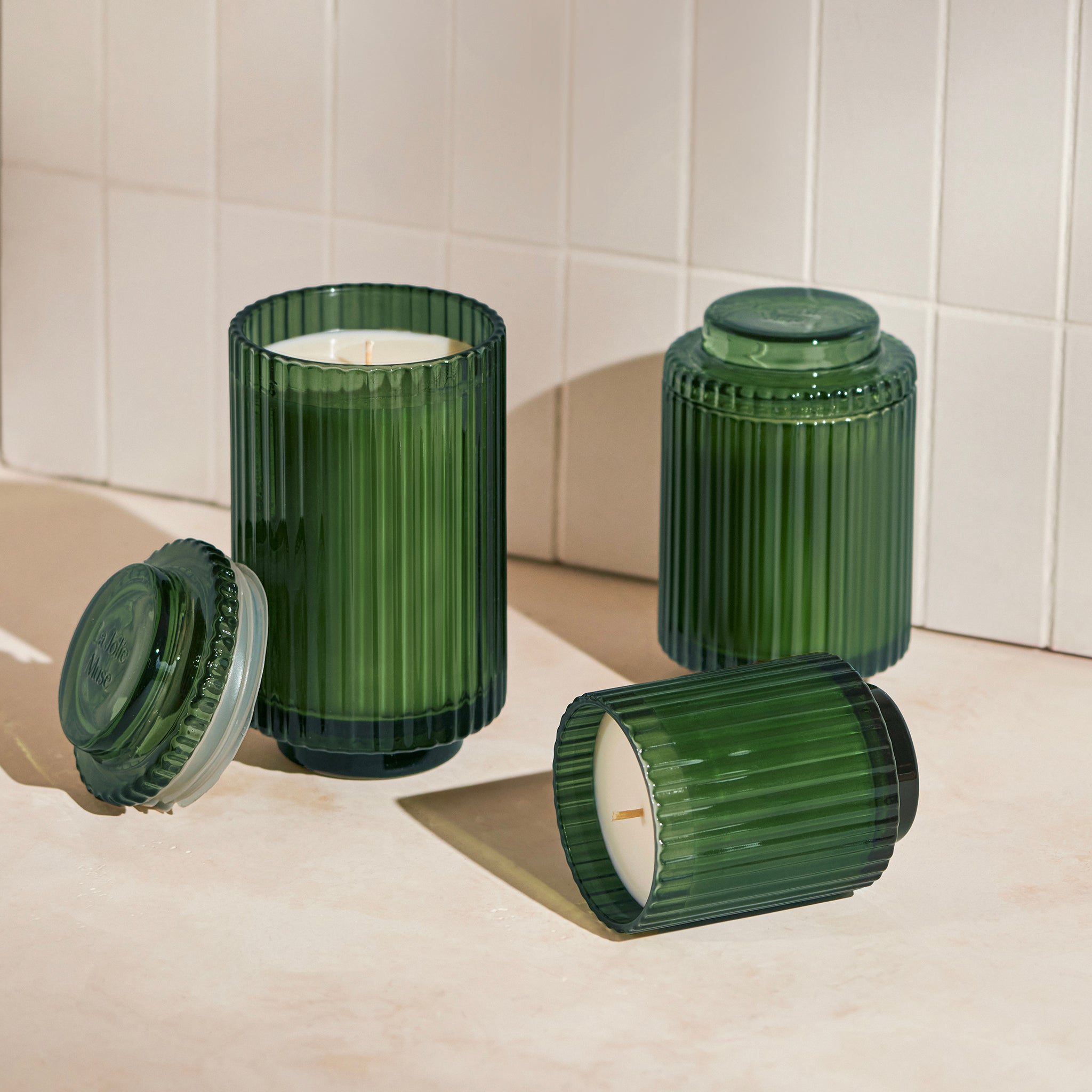Amélie – Pomegranate &amp; Pine Candle
