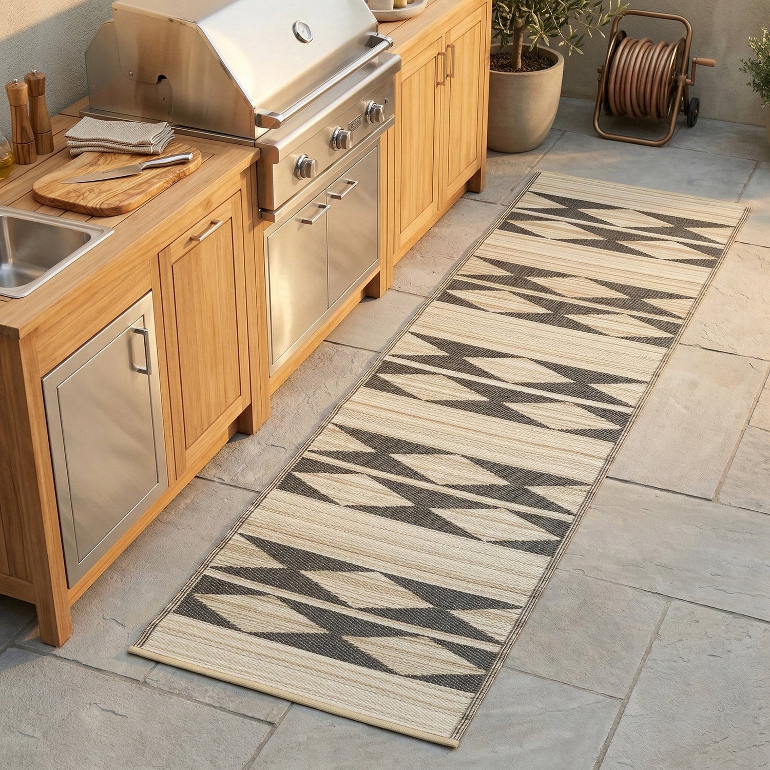 Cairo - Natural/Black Reversible Outdoor Rug