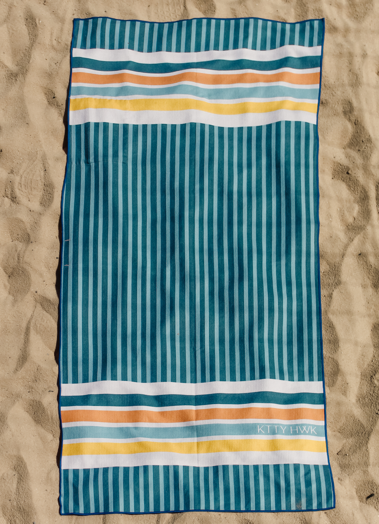 THE CLUB - Reversible Beach Towel