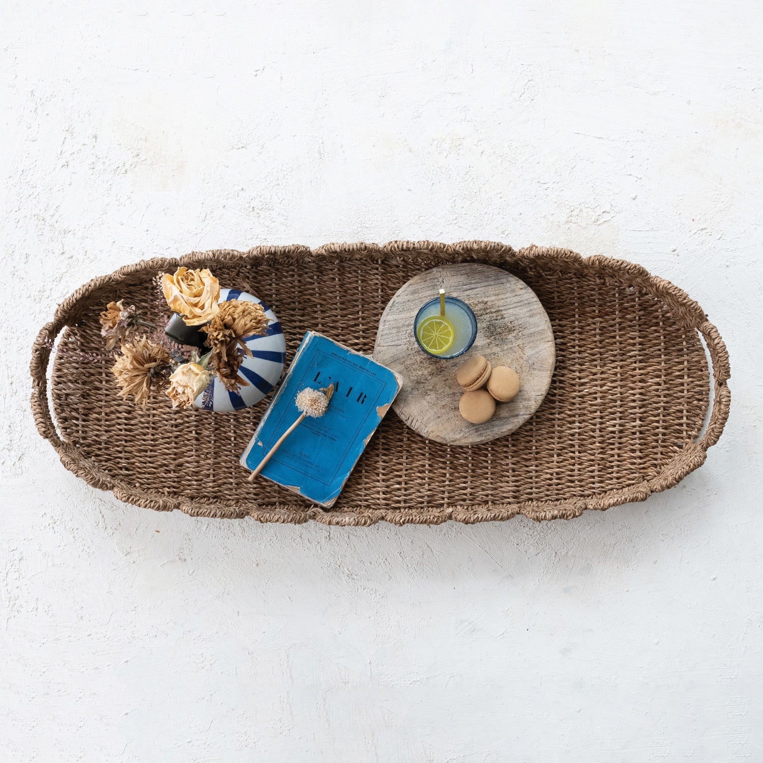 Hand-Woven Bankuan Scalloped Tray with Handles